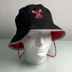 Chicago Bulls Windy City Bucket hat New Era Size X-Large NWT